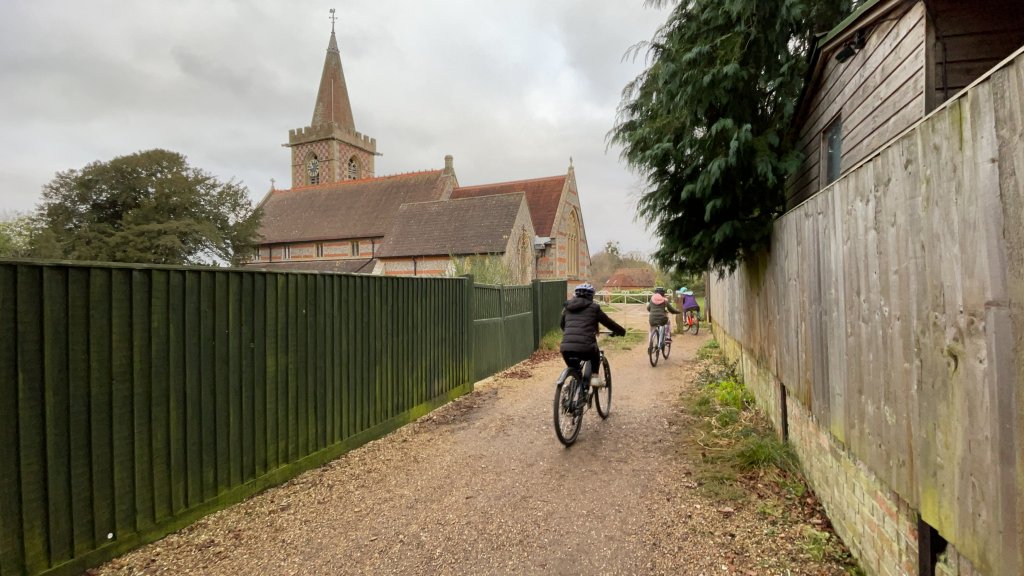 cycling near twyford church